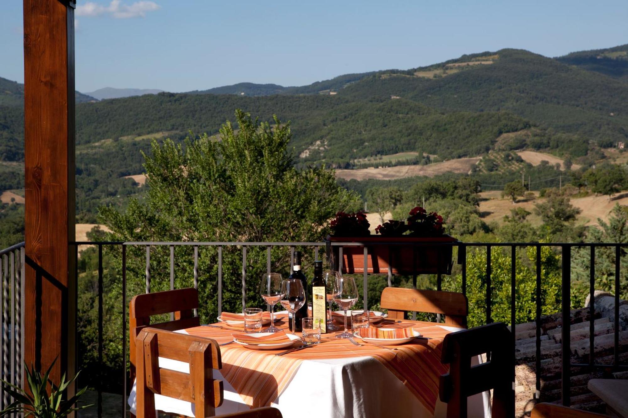 Agriturismo Il Castello Assisi Exterior photo